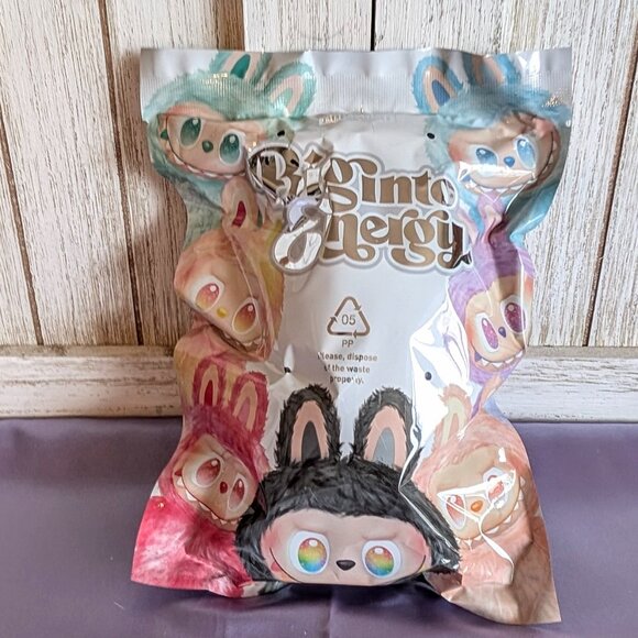 Authentic POP MART The Monsters BIG INTO ENERGY Vinyl Plush LUCK Labubu - Picture 8 of 11